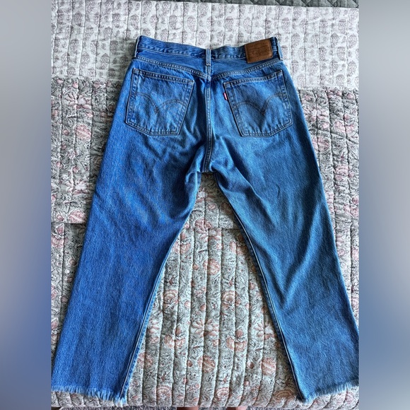 Levi’s Wedgie straight cropped jeans - Picture 7 of 7